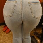 【極上尻】腰を思いっきり打ちつけて種付けしたい！20代黒髪ロングの清楚系女子大生の豊満巨尻